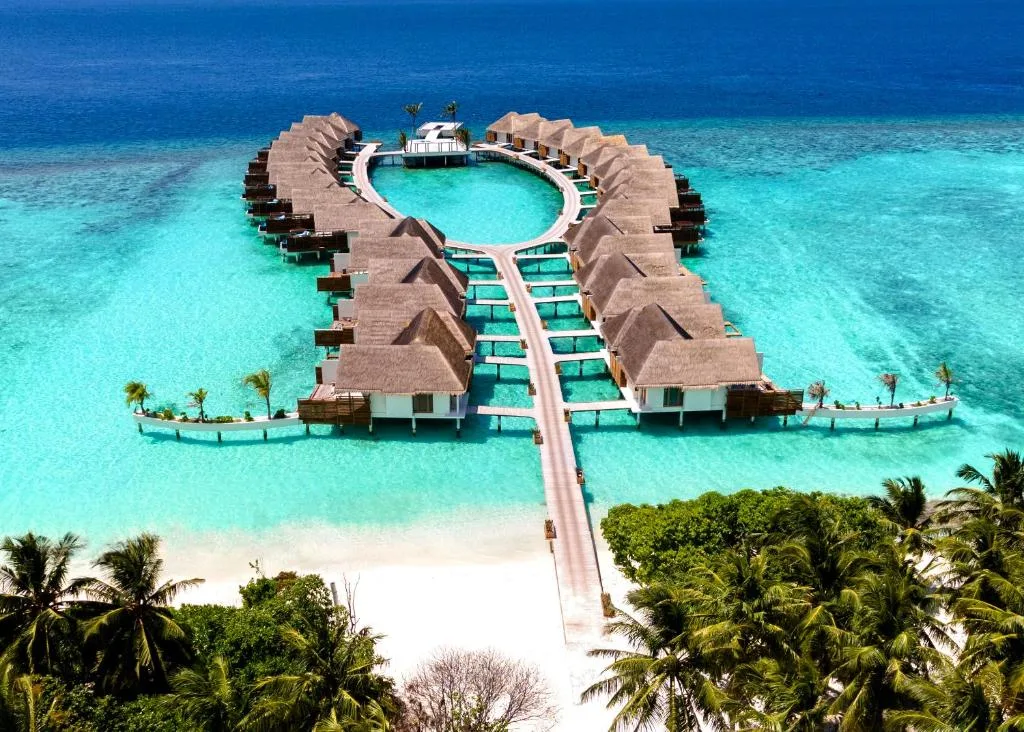 Furaveri Maldives 5*